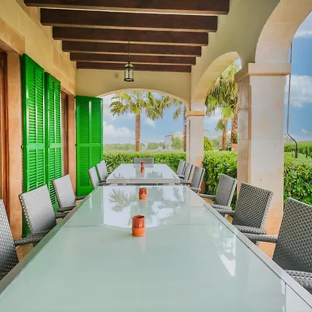 Ferienhaus For 12 Guests, Petra (Mallorca)