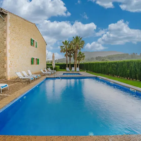 Ferienhaus For 12 Guests, Petra (Mallorca)